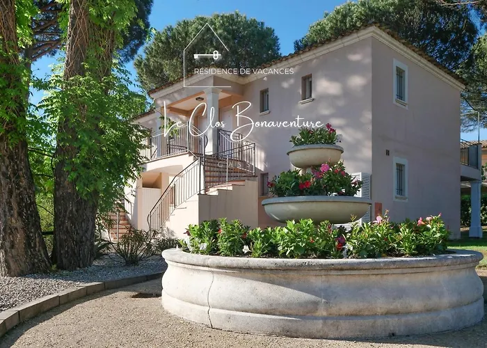 Apartment Brise Marine Piscine St Tropez Ii *